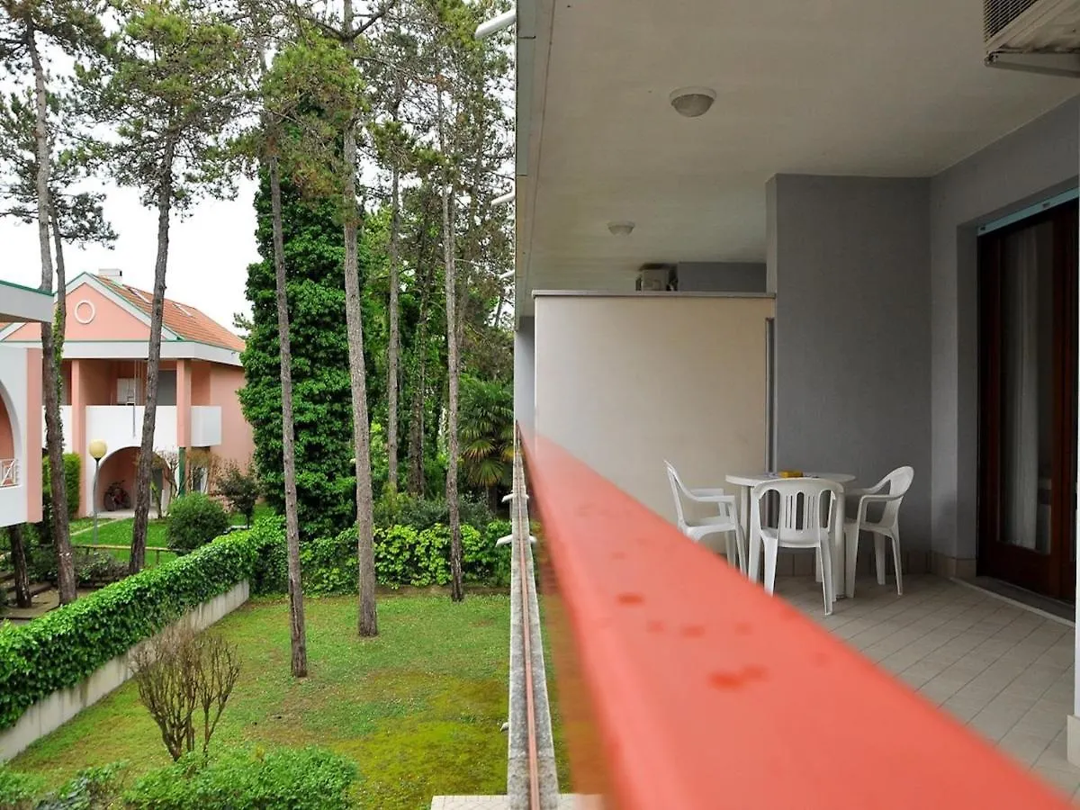 Beautiful Apartment Close To Bibione Beach - Beahost